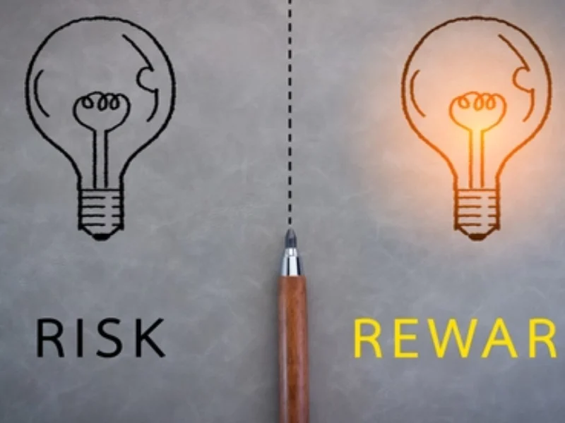 Off and on light bulbs risk vs reward